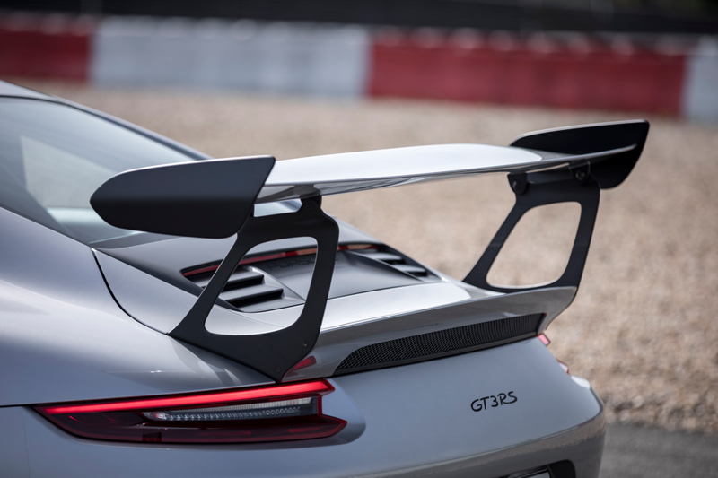 Illustration for article titled Put These Very Good 2019 Porsche 911 GT3 RS Photos In Your Life
